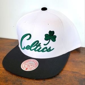 Boston Celtics Mitchell & Ness White/ Black Snapback Hat